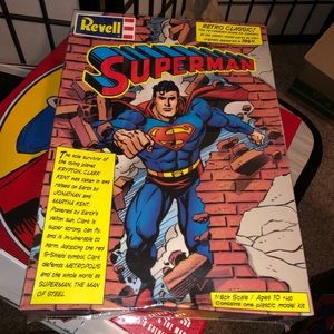 Revell Superman model kit Superman **sealed**